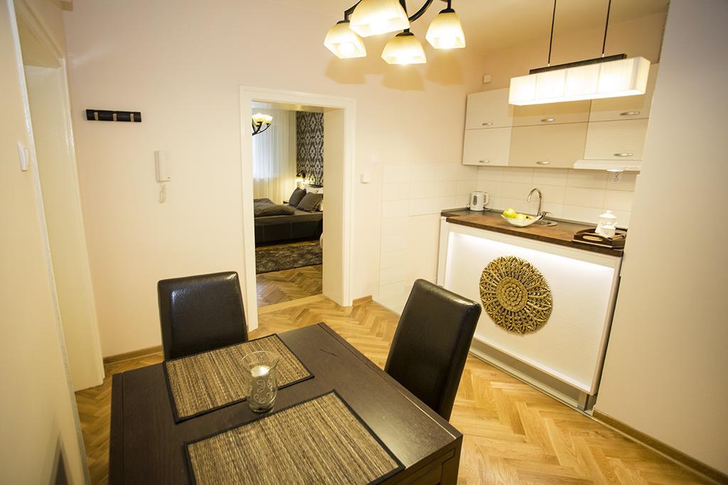 Apartment Mozaik Belgrad Exteriör bild